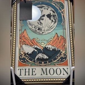 Sapna Shah the moon wall art viral